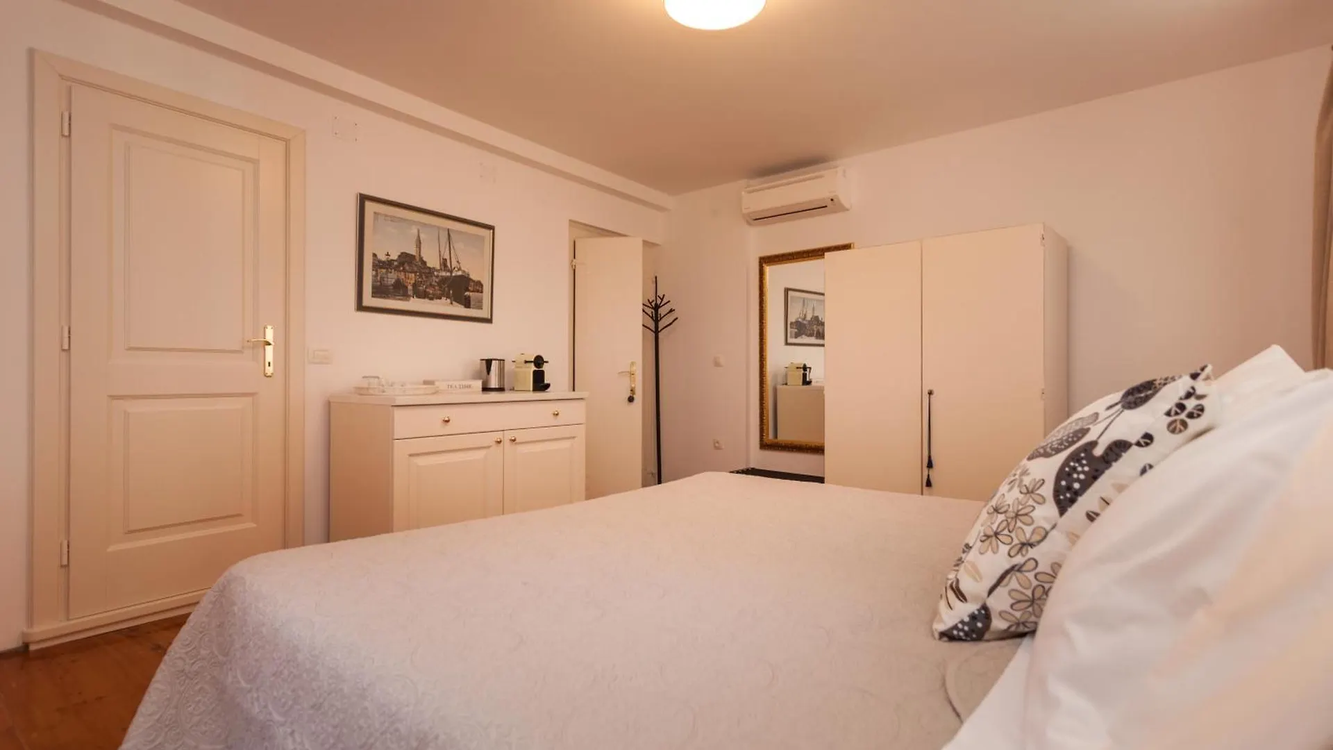 Guesthouse Casa Vittoria Rovinj 4*,